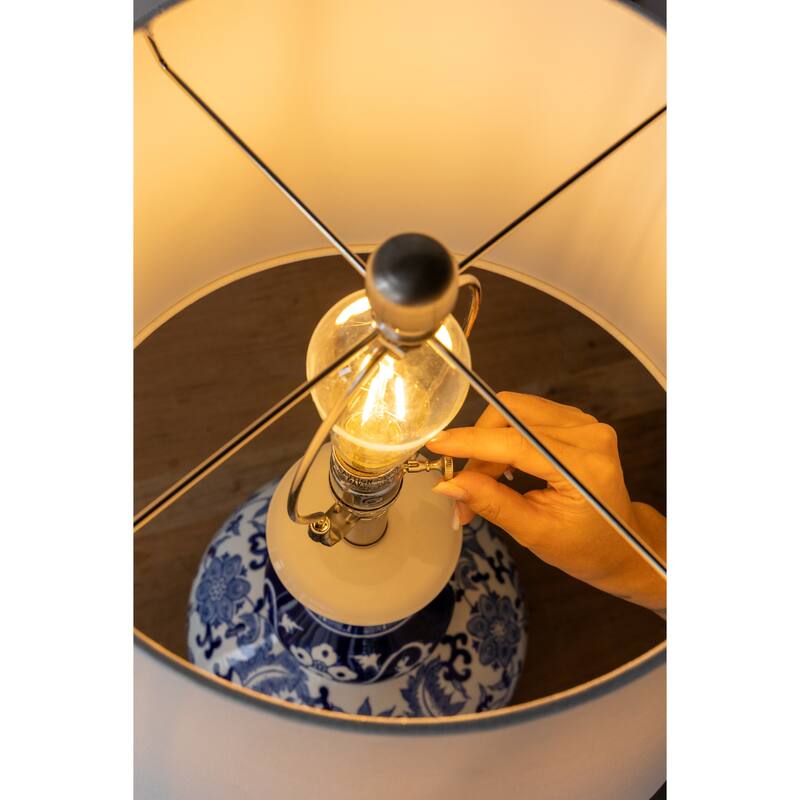 A&B Home Round Ceramic Vase Lamp