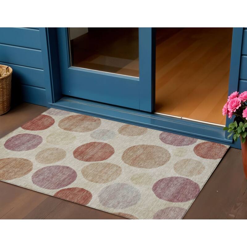 HomeRoots Geometric Transitional Rectangle Outdoor Rug - 3' x 5'