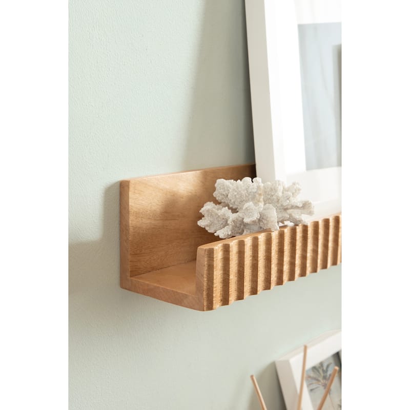 Kate and Laurel Furrow Ledge Shelf Set.