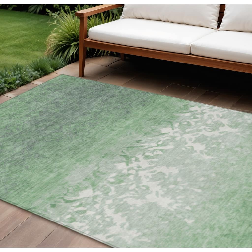HomeRoots Damask Transitional Rectangle Outdoor Rug