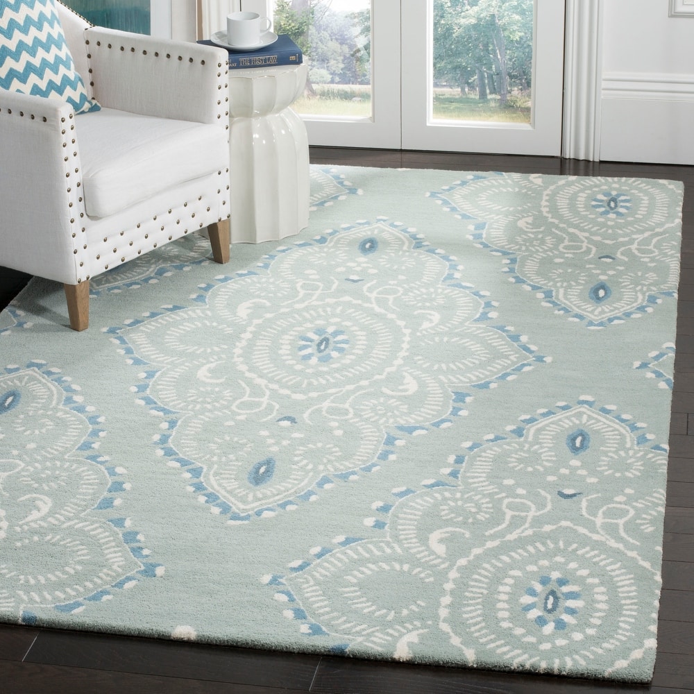 SAFAVIEH Handmade Wyndham Geanina Modern Wool Rug