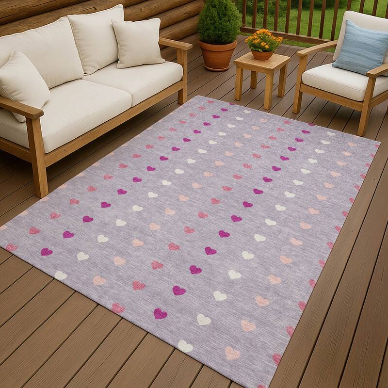 Machine Washable Indoor/ Outdoor Modern Hearts Chantille Rug