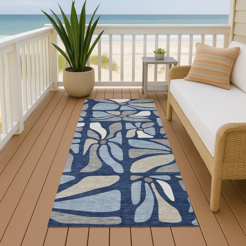 Machine Washable Indoor/ Outdoor Modern Gilcrest Chantille Rug - Navy - 2'3" x 7'6"