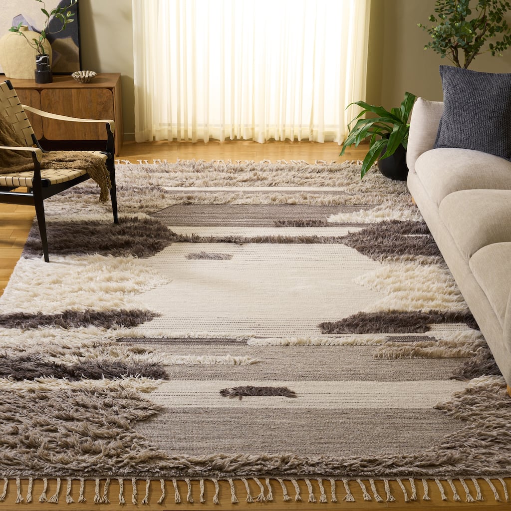 SAFAVIEH Hand-knotted Kenya Hilligje Southwestern Tribal Wool Rug