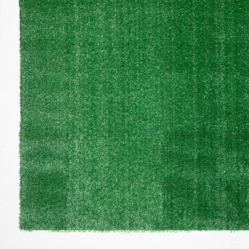 Soliel Indoor/Outdoor Waterproof Artificial Turf Grass Rugs