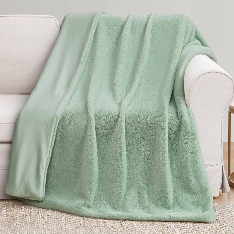 Jessica Simpson 50"x70" Faux Throw Blankets - Sea Green - 50" x 70"