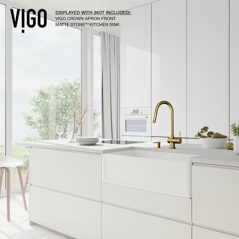 VIGO Gramercy 17" H Single Handle Pull-Down Spout Kitchen Faucet