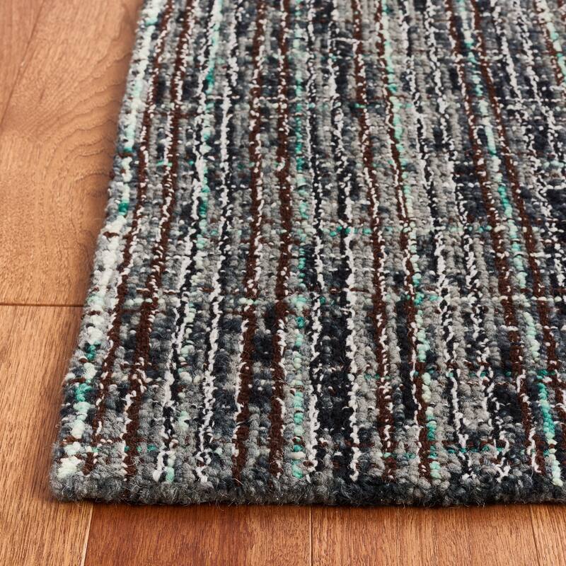 SAFAVIEH Handmade Abstract Jonina Modern Wool Rug