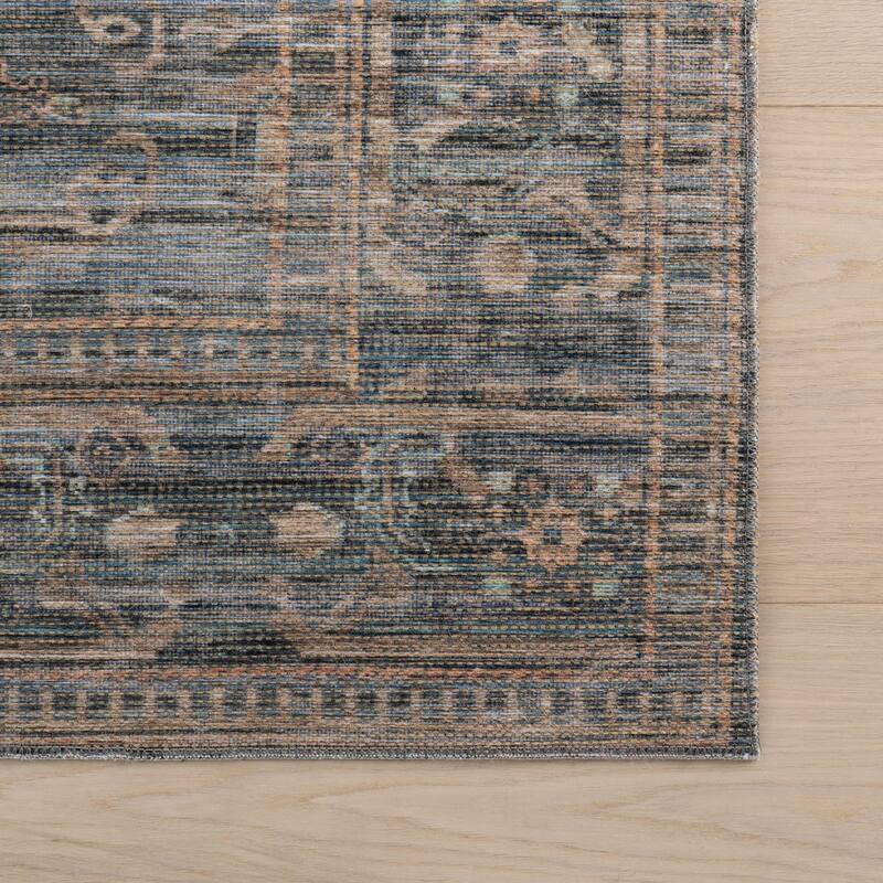 Nuloom Nysera Traditional Bordered Area Rug
