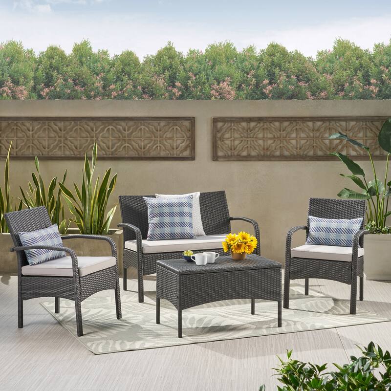 4PC Comfortable Outdoor Chat Set for Relaxing and Socializing