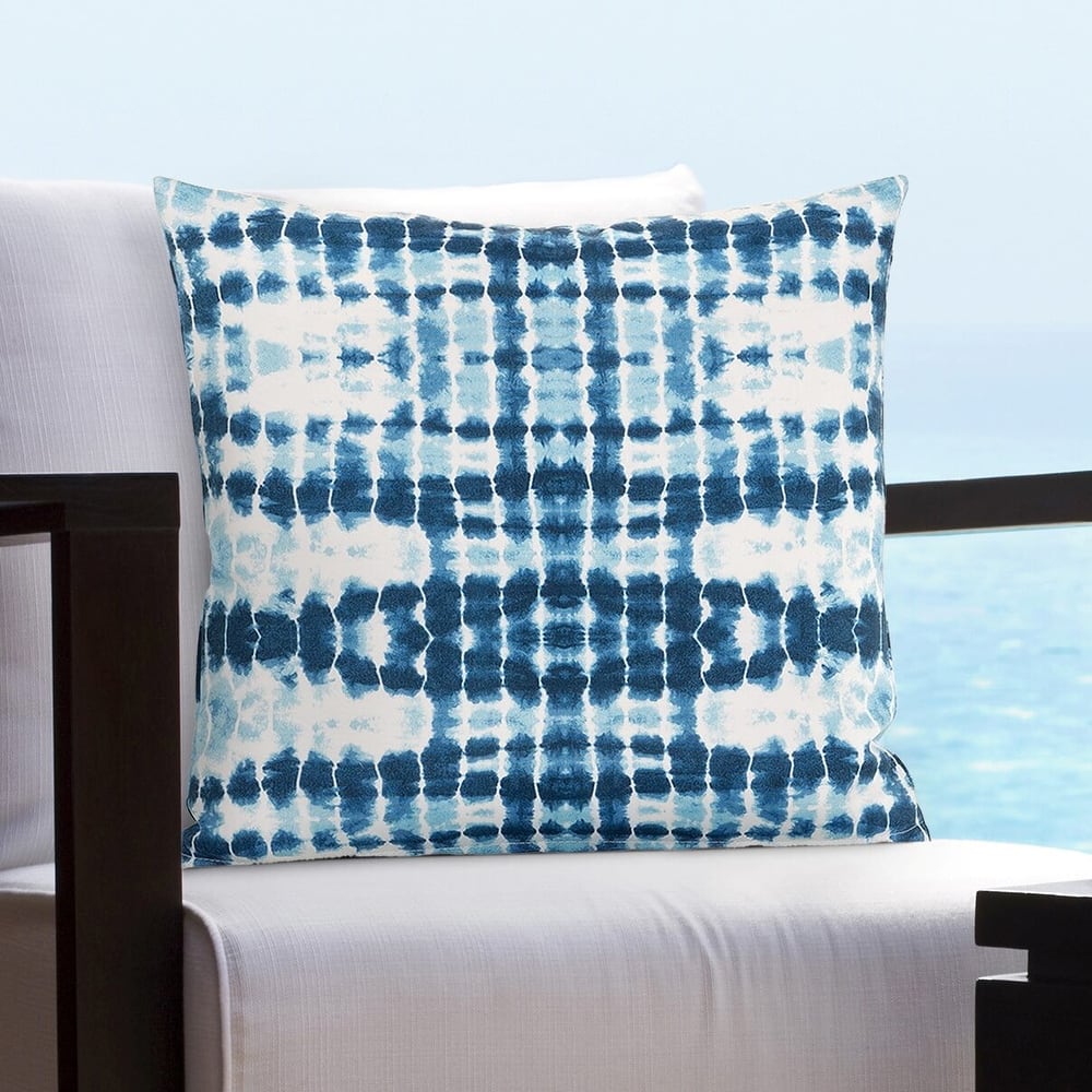 Siscovers Seascape Solarium Indoor/Outdoor Throw Pillow