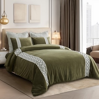 Wonderful Velvet Patchwork Comforter Set