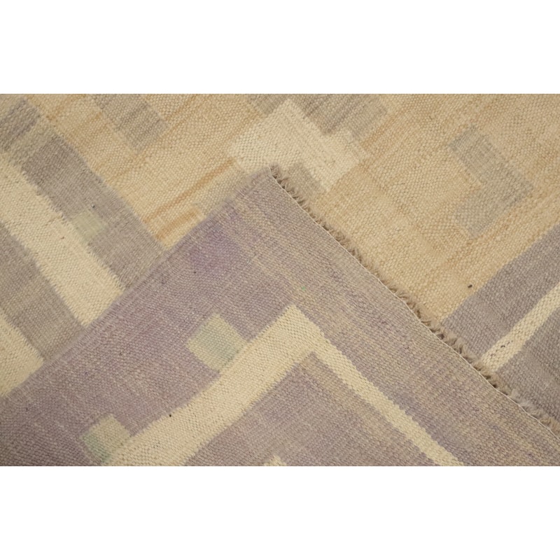 Hand Woven Southwestern Wool Multi-Colored Geometric Area Rug - 6' 9'' X 4' 10''
