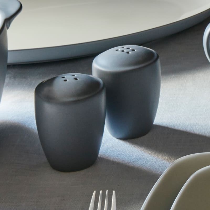 Noritake Colorwave Salt & Pepper, 3-3/8"