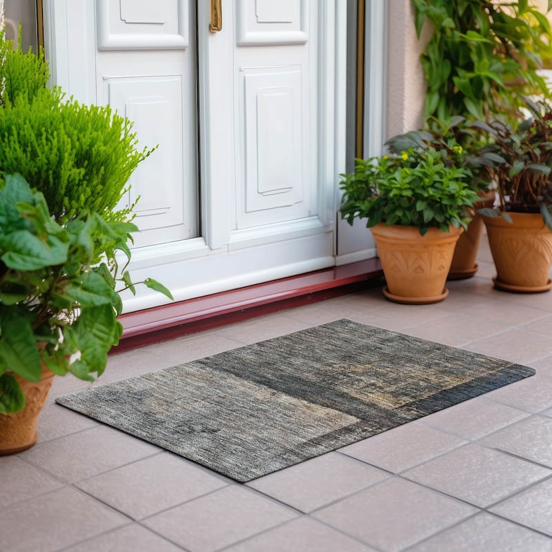 Machine Washable Indoor/ Outdoor Abstract Contemporary Chantille Rug