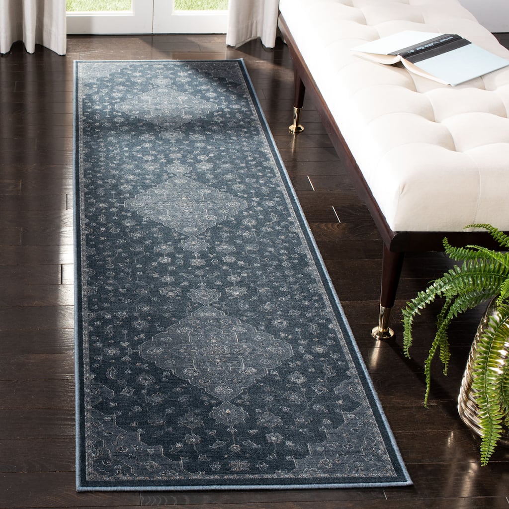 SAFAVIEH Vintage Ilsefriede Oriental Viscose Rug