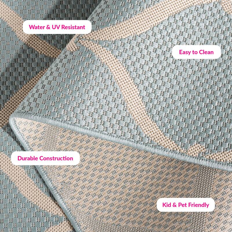 SAFAVIEH Courtyard Liya Indoor/ Outdoor Waterproof Patio Backyard Rug