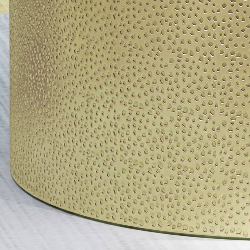 Stylish and Functional Metal Coffee Table for a Modern Home Decor