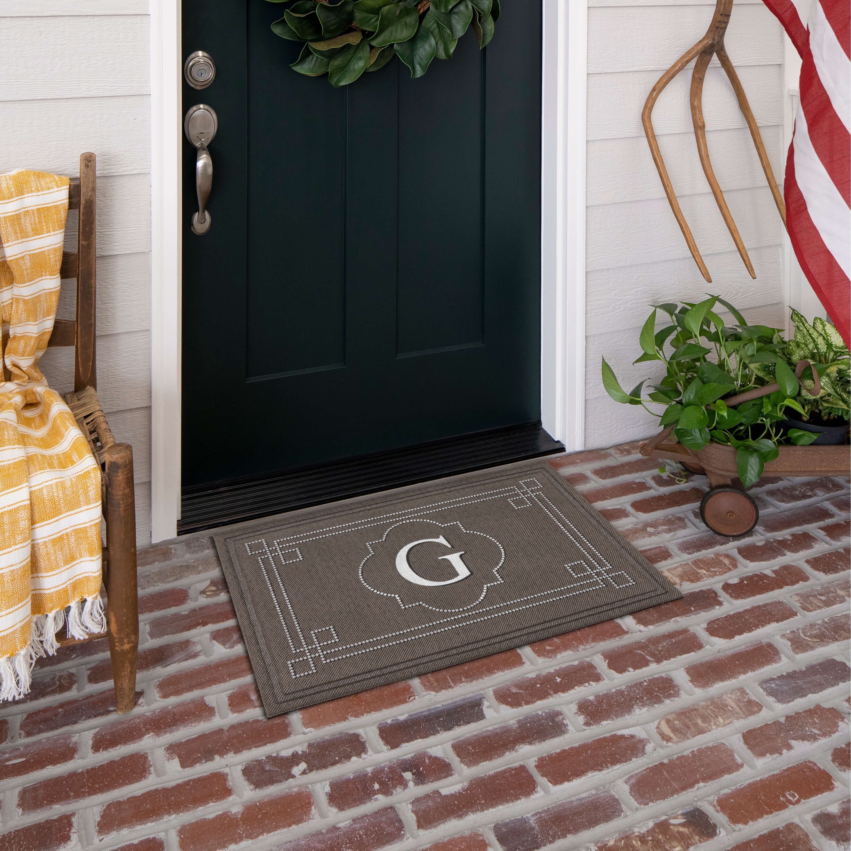 Monogram Circle Border Personalized Doormat Flocked Coir Door