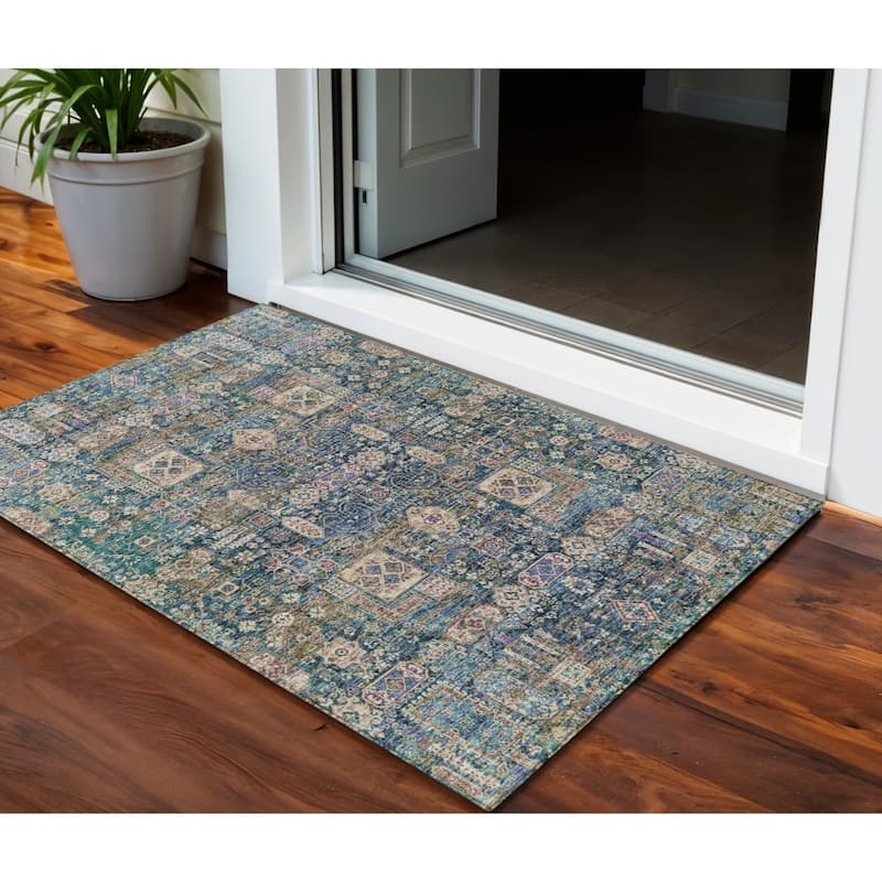 HomeRoots Oriental Transitional Rectangle Outdoor Rug - 3' x 5'