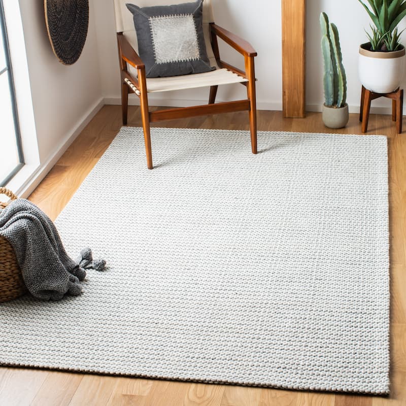 SAFAVIEH Marbella Gerli Wool Rug - 2'3" x 4' - Light Grey/Ivory