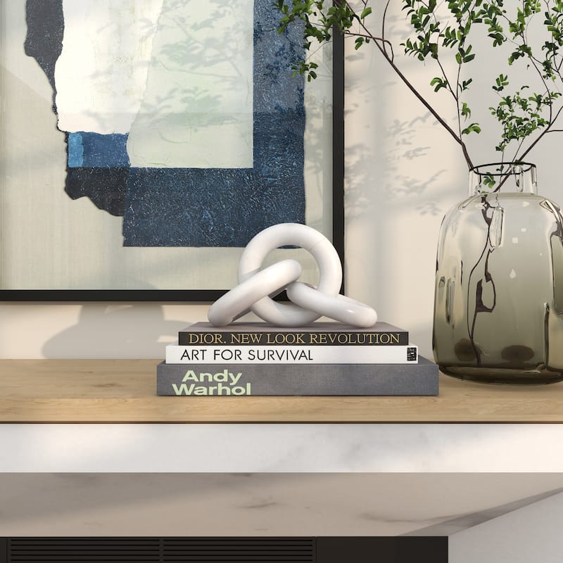 Modest White Marble Geometric 2 and 3 Link Chain Sculpture