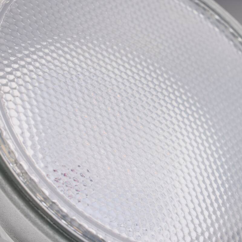 15W PAR38 LED 5000K Medium Base 120-277V 90 CRI - Silver
