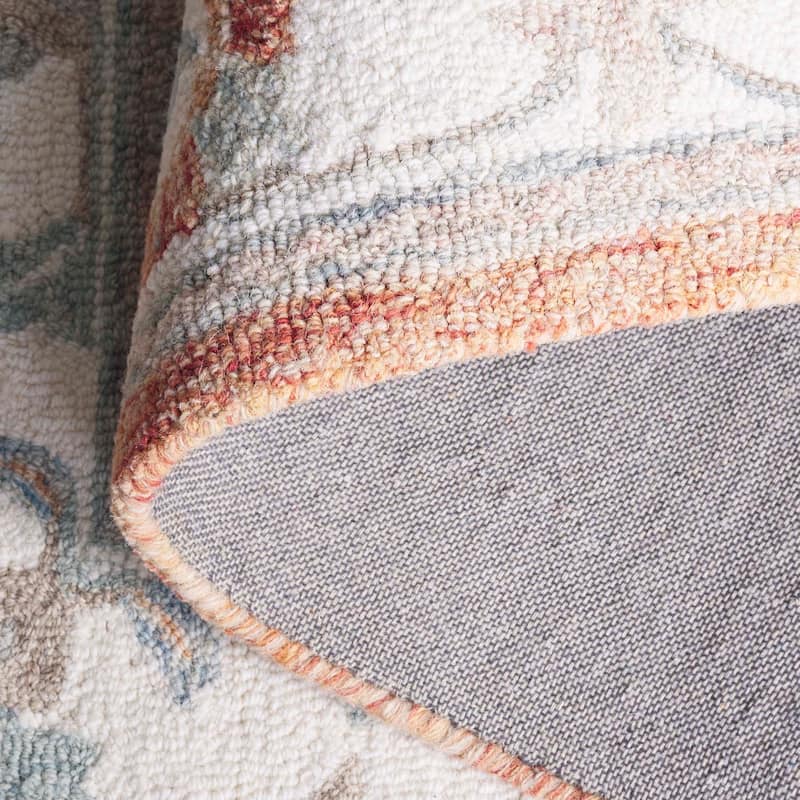 SAFAVIEH Handmade Heritage Sigþridur Traditional Wool Rug