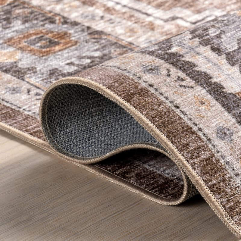 Nuloom Prudence Medallion SplashGuard Machine Washable Area Rug