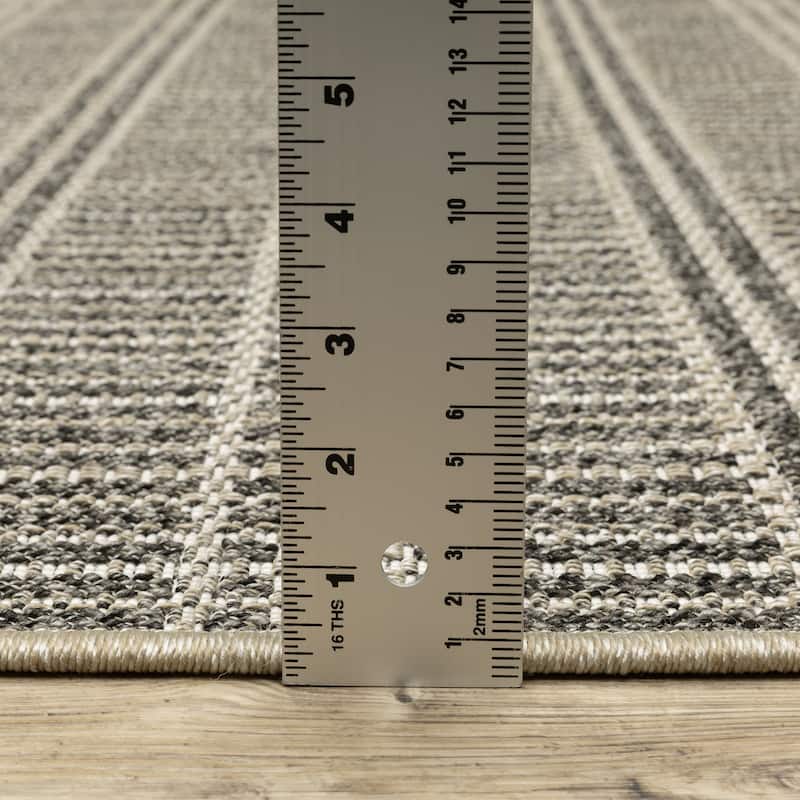 Style Haven Grayton Geometric Lines Beige/ Black Indoor-Outdoor Fringe Edge Rug