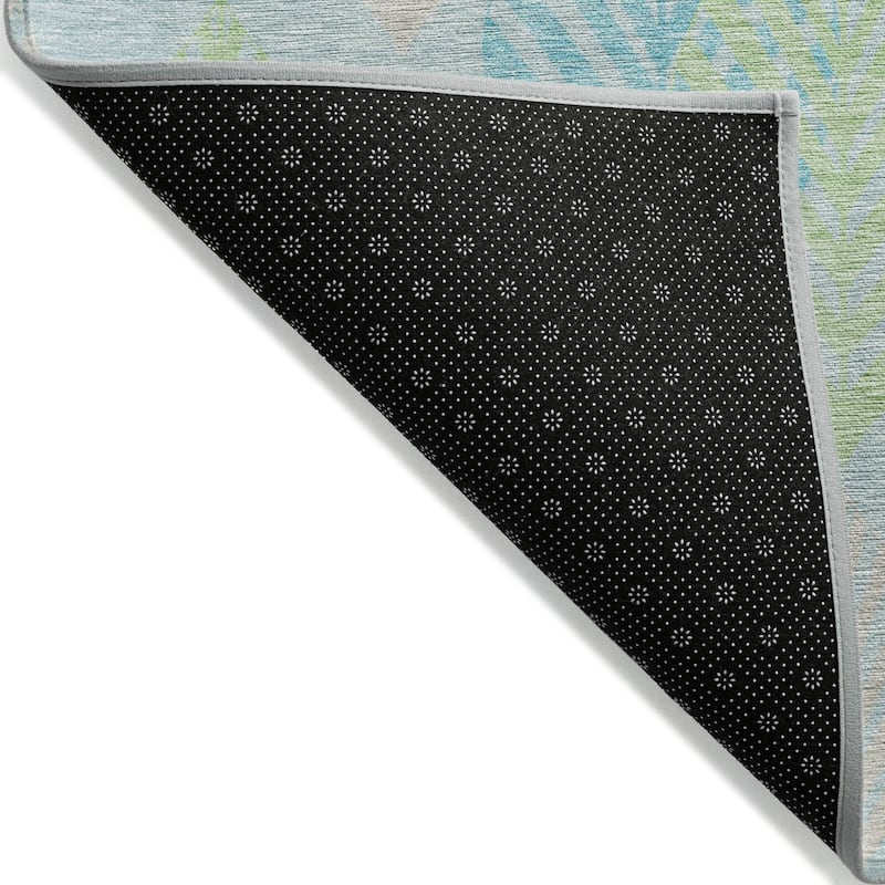 HomeRoots Floral Transitional Rectangle Outdoor Rug