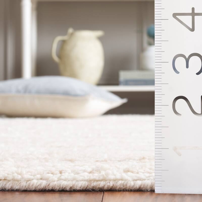 SAFAVIEH Handmade Vermont Nicolle Transitional Wool Rug