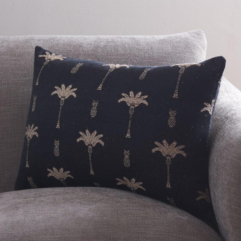 SAFAVIEH Home Reya Cotton/Viscose Lumbar Pillow - Black/Natural - 15 x 23-inch Rectangle