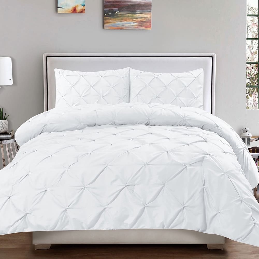 Sweet Home Collection 3 Piece Classic Pintuck Pinch Pleated Comforter Set