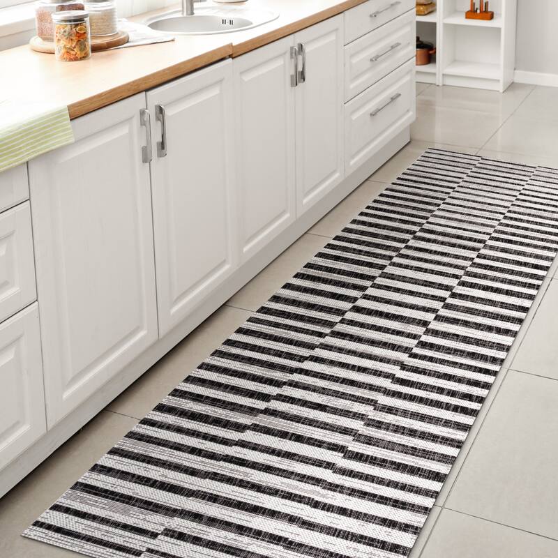 JONATHAN Y Grid Modern Offset Stripe Indoor/Outdoor Area Rug