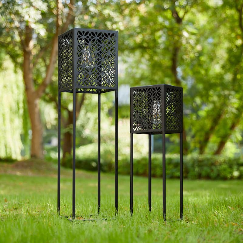 Glitzhome Set of 2 Outdoor Geometric Black Metal Solar Standing Lanterns with Bulb