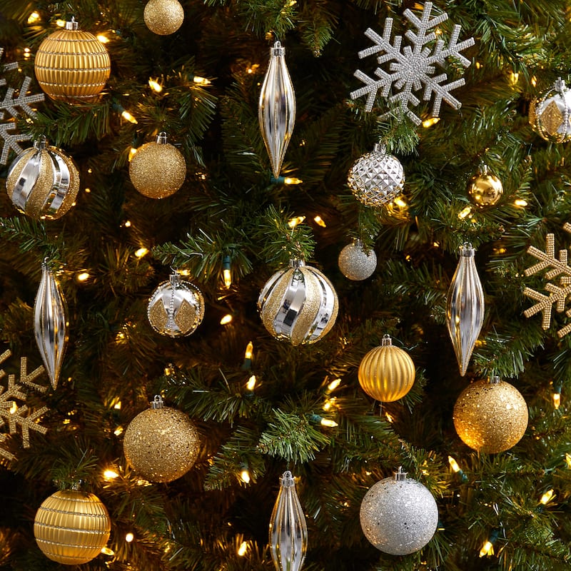 Holiday Deluxe Shatterproof 60 Count Christmas Tree Ornament Box Set - 3