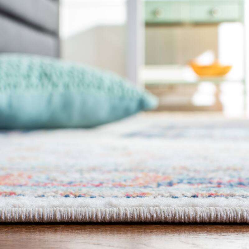 SAFAVIEH Phoenix Ivanne Boho Medallion Distressed Rug