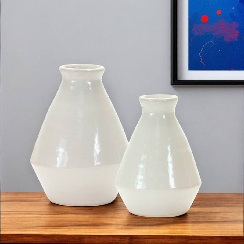 Set of 2 White Terracotta Bud Vases for Tabletop Decor - White
