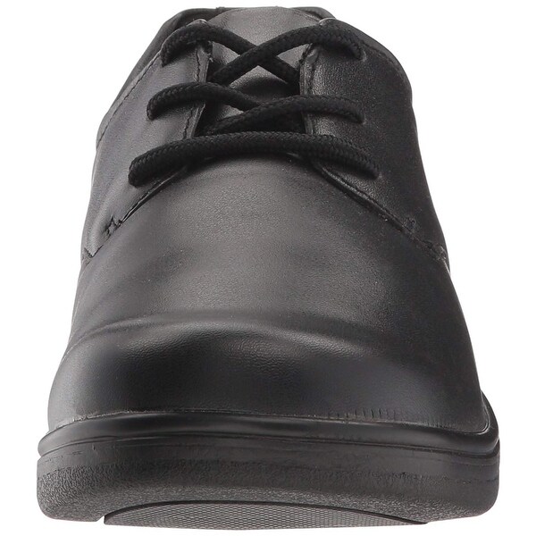 round toe oxfords womens