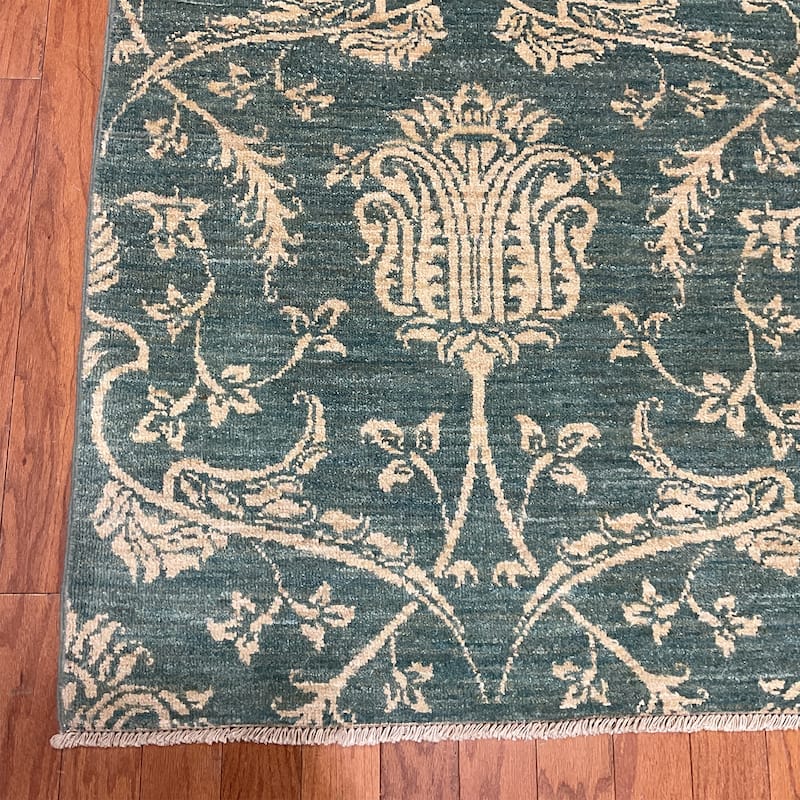 HERAT ORIENTAL Handmade Vegetable Dyed Ikat Wool Rug - 5'7" x 8'1"
