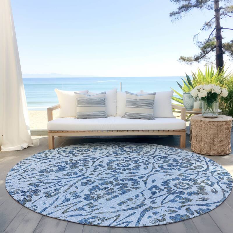 Machine Washable Indoor/ Outdoor Chantille Traditional Distressed Rug - Sky - 8' x 8'
