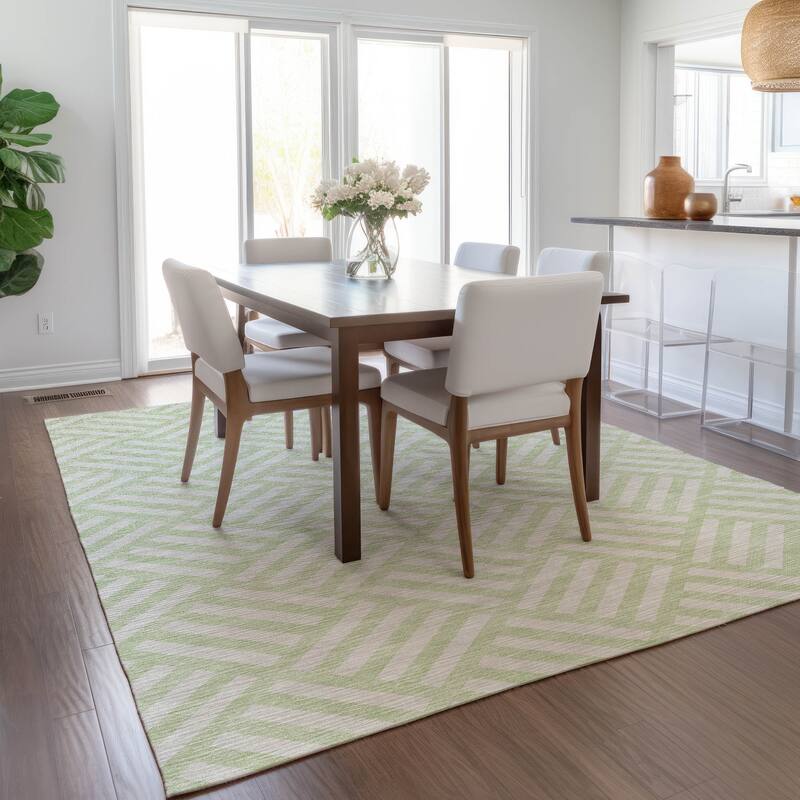 Machine Washable Indoor/ Outdoor Chantille Contemporary Geo Rug