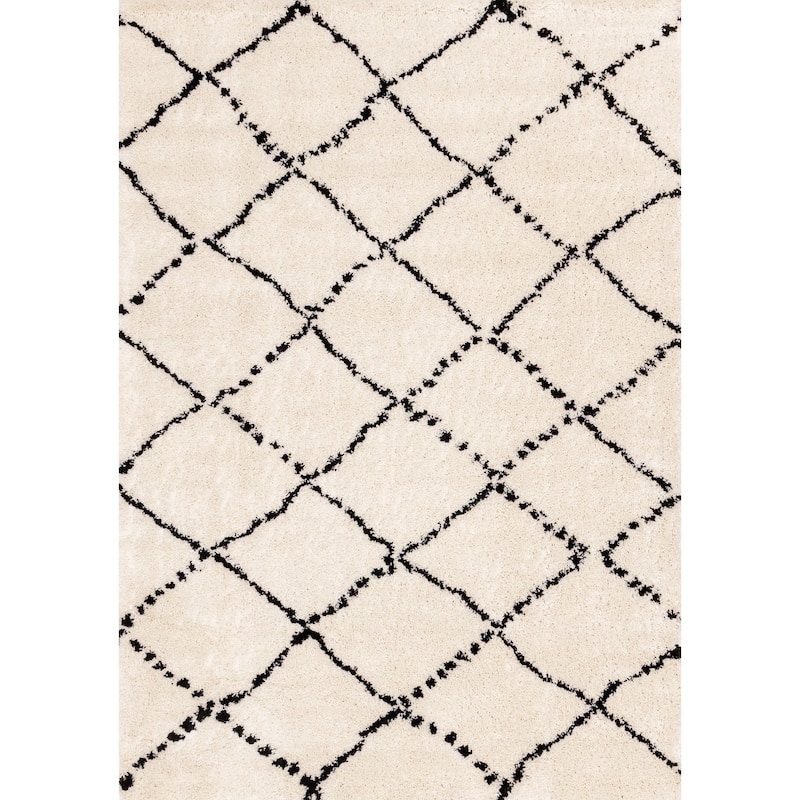 Cream Black Trellis Soft Shag Area Rug, 5'3" x 7'7"