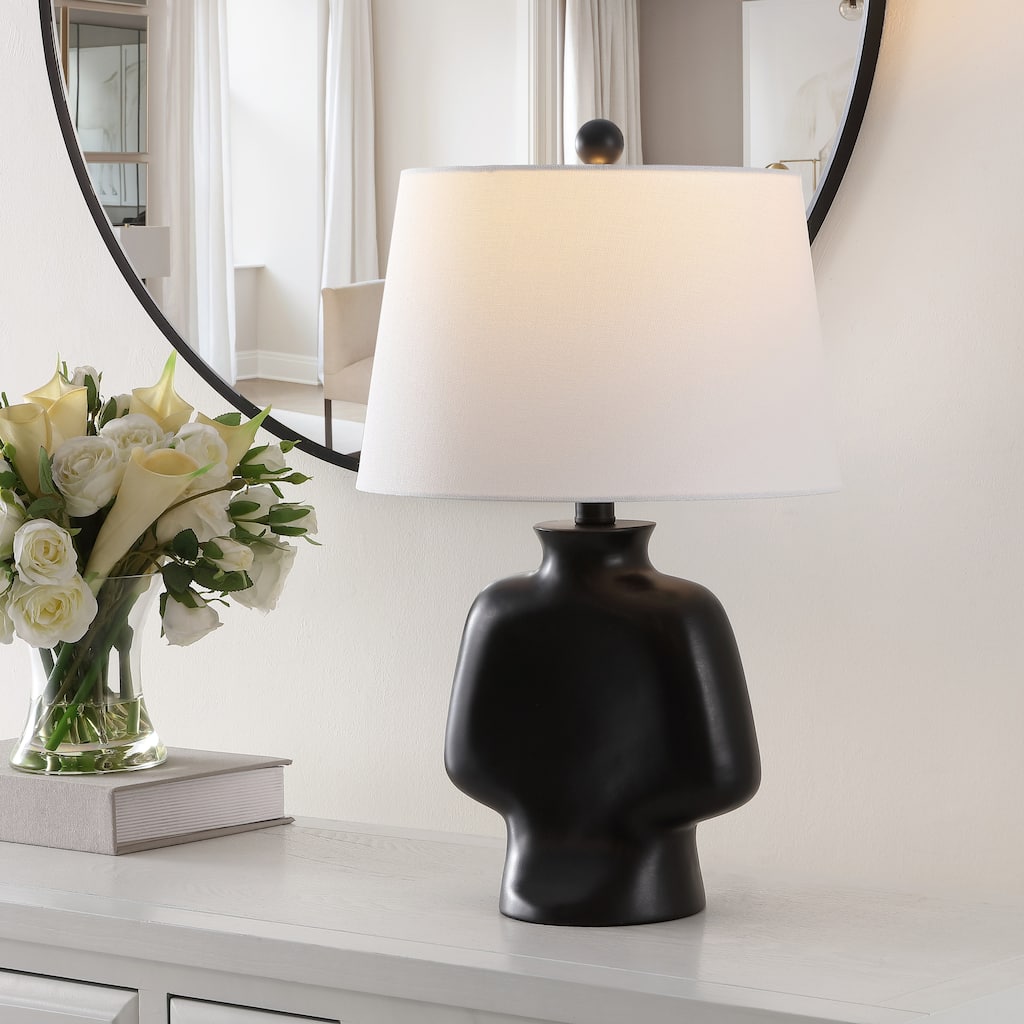 SAFAVIEH Lighting Guenaelle Modern 20-inch Table Lamp - 12 In. W x 12 In. D x 20 In. H - 12Wx12Dx20H