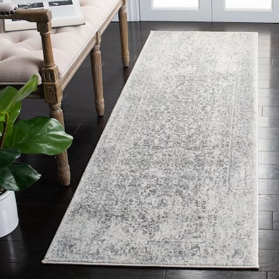 SAFAVIEH Evoke Quinn Vintage Distressed Rug