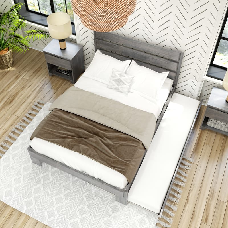 Max and Lily Farmhouse Full Bed with Plank Headboard and Trundle