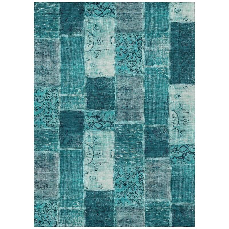 HomeRoots Patchwork Traditional Rectangle Outdoor Rug