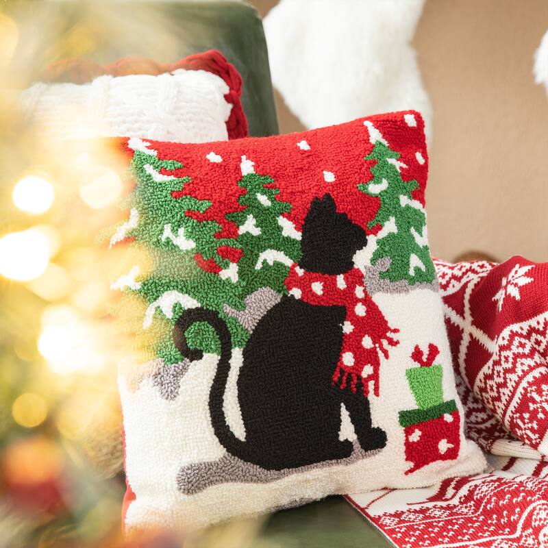 Glitzhome 14"L Hooked Dog Cat Christmas Throw Pillow Festival Home Office Decor