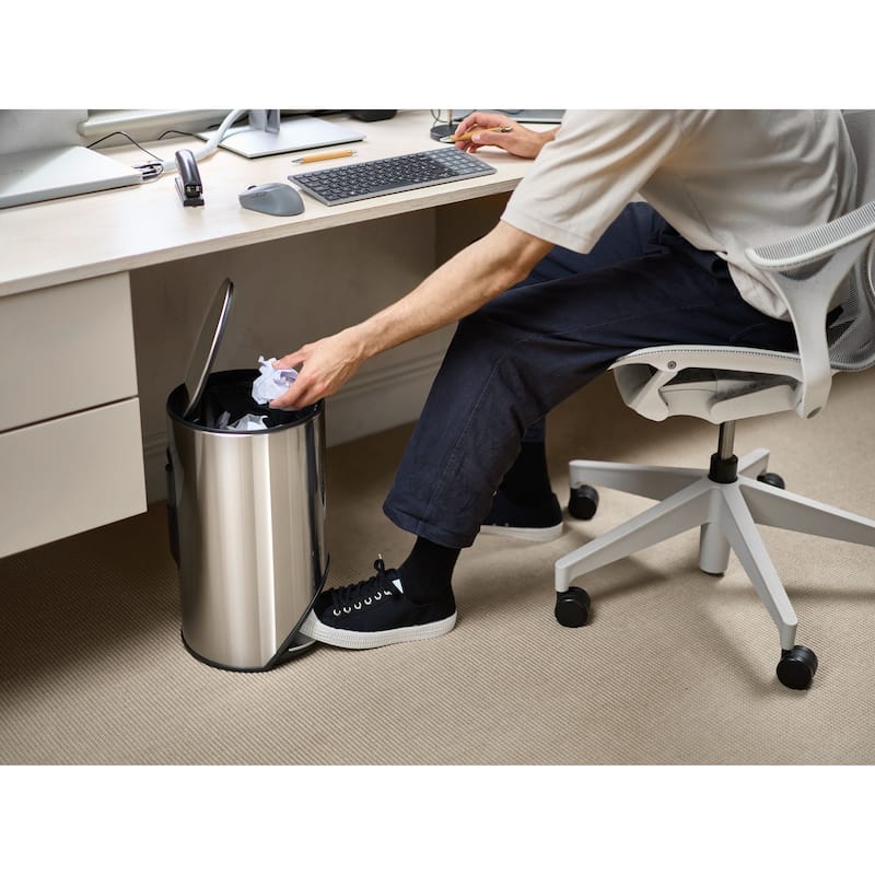 Joseph Joseph Arc 10-liter Slimline Pedal Trash Can (2.6 US Gallons)